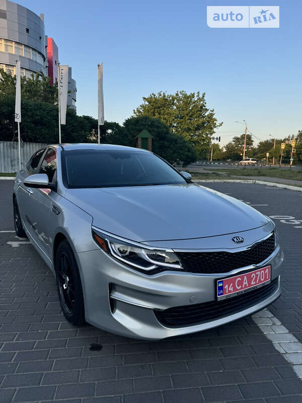 Седан Kia Optima 2019 в Киеве