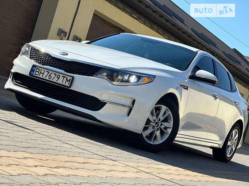 Седан Kia Optima 2016 в Ізмаїлі