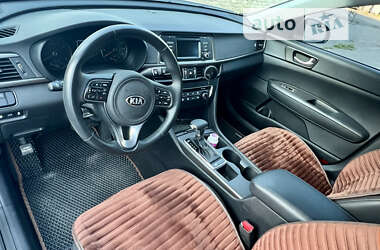Седан Kia Optima 2016 в Полтаве