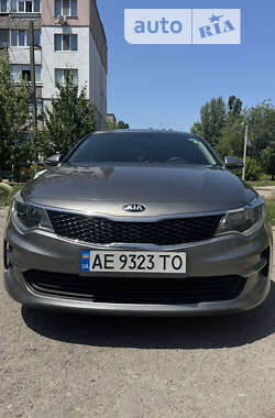 Седан Kia Optima 2016 в Павлограді