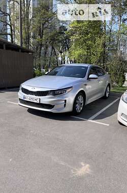 Седан Kia Optima 2016 в Києві