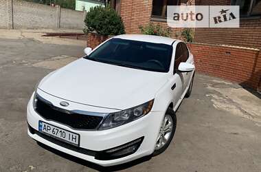 Седан Kia Optima 2013 в Запорожье