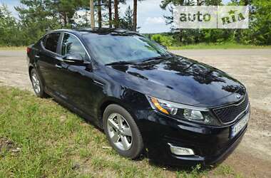 Седан Kia Optima 2013 в Макарове