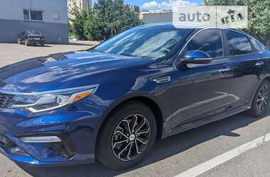 Седан Kia Optima 2019 в Киеве