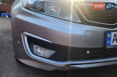 Седан Kia Optima 2013 в Киеве