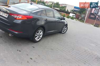 Седан Kia Optima 2012 в Хмельницком