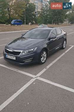 Седан Kia Optima 2012 в Кам'янському