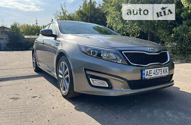 Седан Kia Optima 2015 в Славянске