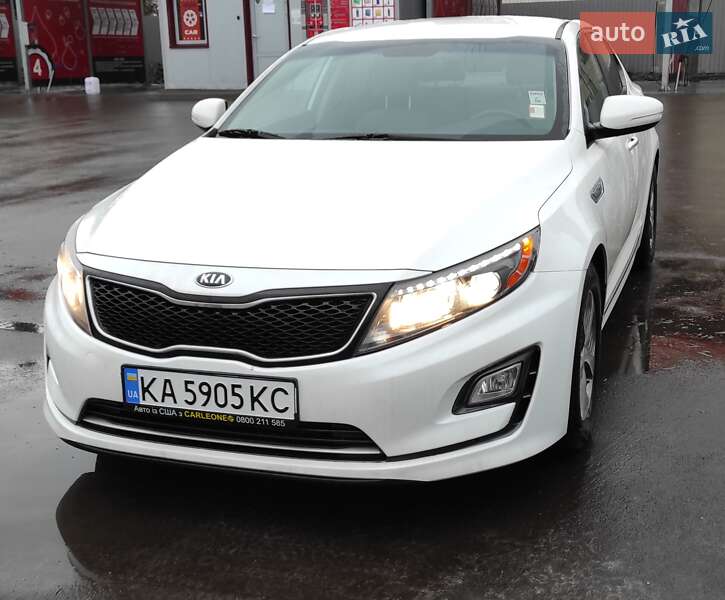 Седан Kia Optima 2015 в Киеве