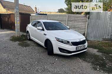 Седан Kia Optima 2013 в Днепре