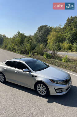 Седан Kia Optima 2014 в 