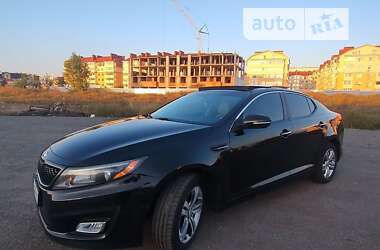 Седан Kia Optima 2014 в Киеве