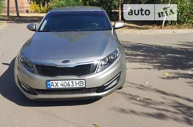 Седан Kia Optima 2012 в Харкові