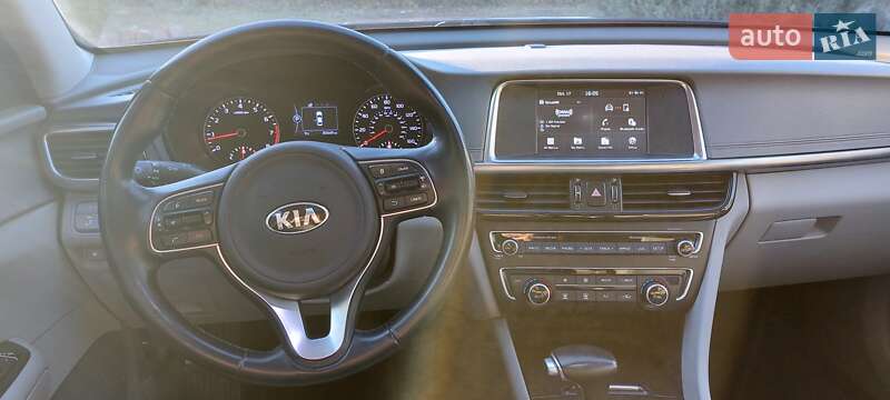 Седан Kia Optima 2017 в Києві