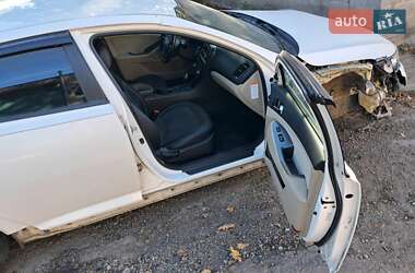 Седан Kia Optima 2012 в 