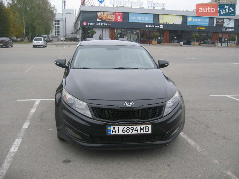 Седан Kia Optima 2011 в Киеве