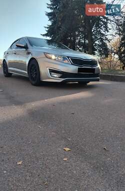 Седан Kia Optima 2012 в Житомирі