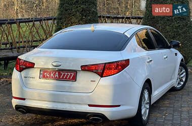 Седан Kia Optima 2013 в Дрогобичі