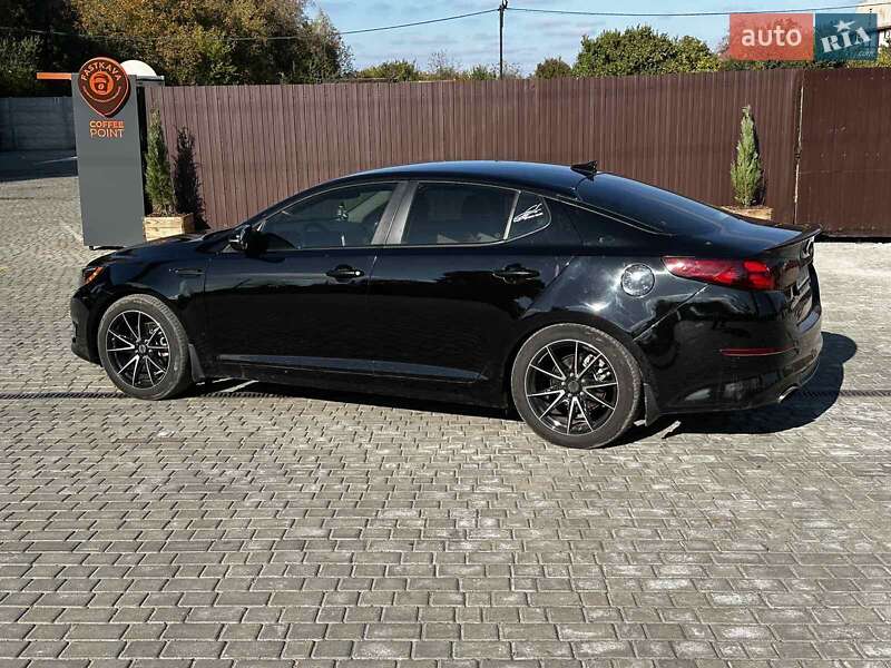 Седан Kia Optima 2014 в Одессе