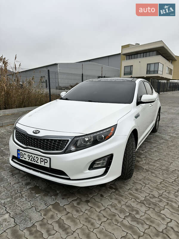 Седан Kia Optima 2014 в Львові