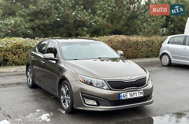 Седан Kia Optima 2014 в Дніпрі