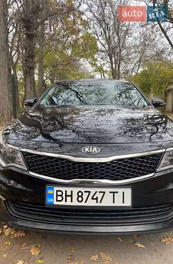 Седан Kia Optima 2016 в Одессе