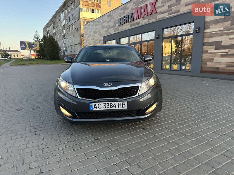 Седан Kia Optima 2012 в Полтаві