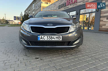 Седан Kia Optima 2012 в Владимире