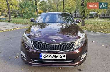 Седан Kia Optima 2014 в Запоріжжі