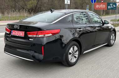 Седан Kia Optima 2016 в Львові