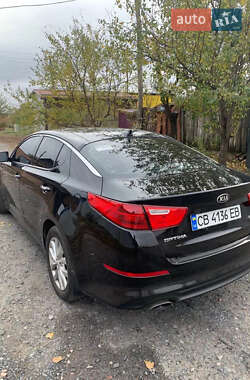 Седан Kia Optima 2015 в Прилуках