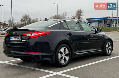 Седан Kia Optima 2013 в Киеве