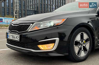 Седан Kia Optima 2013 в Киеве