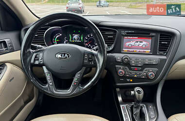 Седан Kia Optima 2013 в Киеве