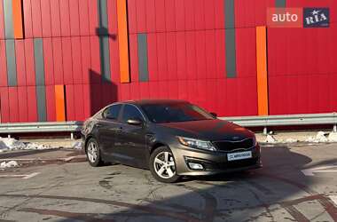 Седан Kia Optima 2014 в Киеве