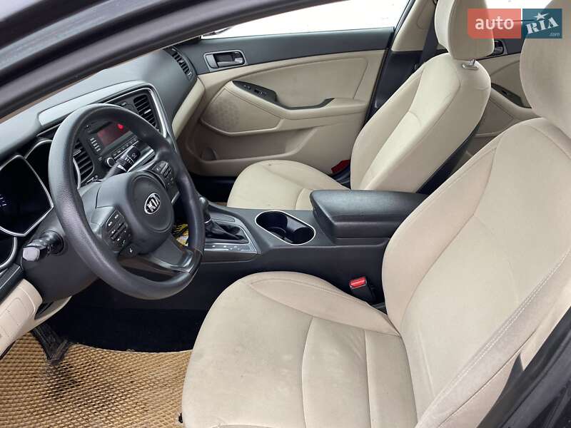 Седан Kia Optima 2015 в Лубнах