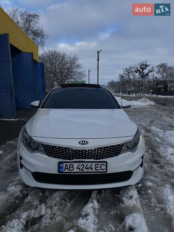 Седан Kia Optima 2016 в Виннице