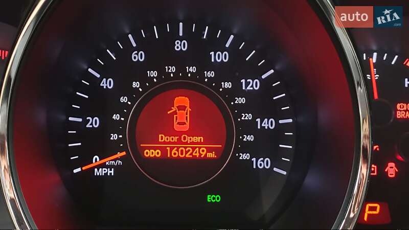 Седан Kia Optima 2011 в Киеве