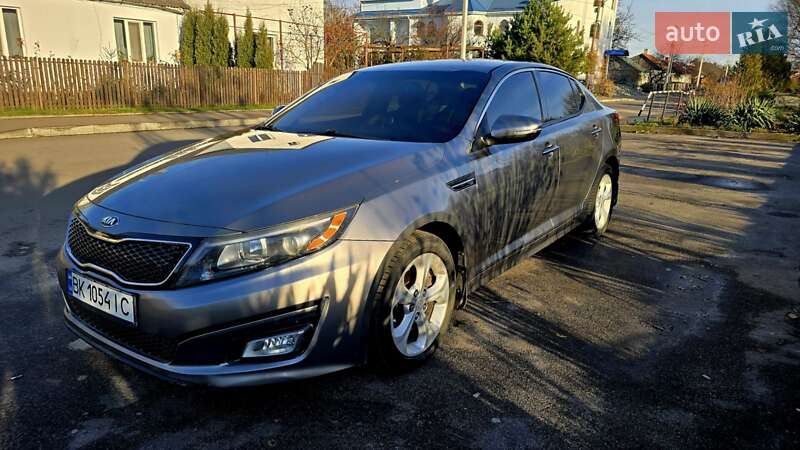 Седан Kia Optima 2015 в Здолбуніві