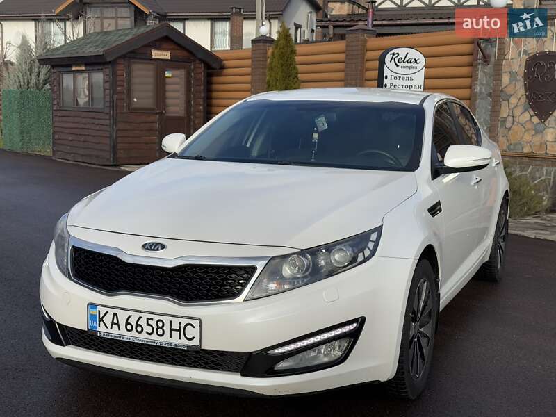 Седан Kia Optima 2012 в Києві