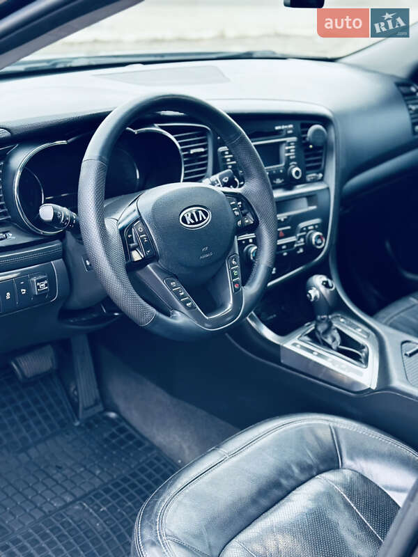 Седан Kia Optima 2011 в Краматорську