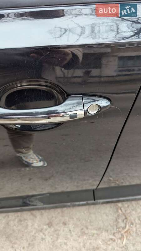 Седан Kia Optima 2014 в Киеве