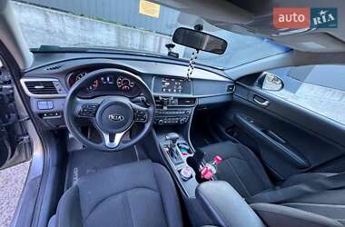 Седан Kia Optima 2017 в Києві