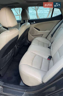 Седан Kia Optima 2014 в 
