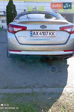 Седан Kia Optima 2011 в Харкові