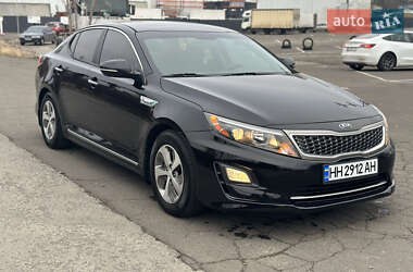 Седан Kia Optima 2014 в 