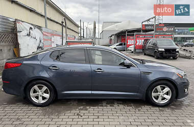 Седан Kia Optima 2015 в 
