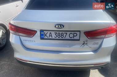 Седан Kia Optima 2016 в Києві