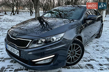 Седан Kia Optima 2012 в Харкові