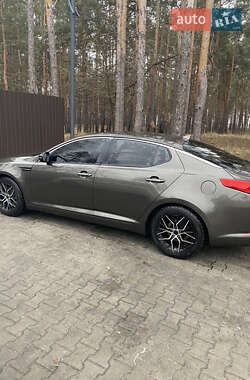 Седан Kia Optima 2012 в Буче